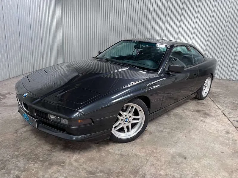 BMW 850 CI Image 1