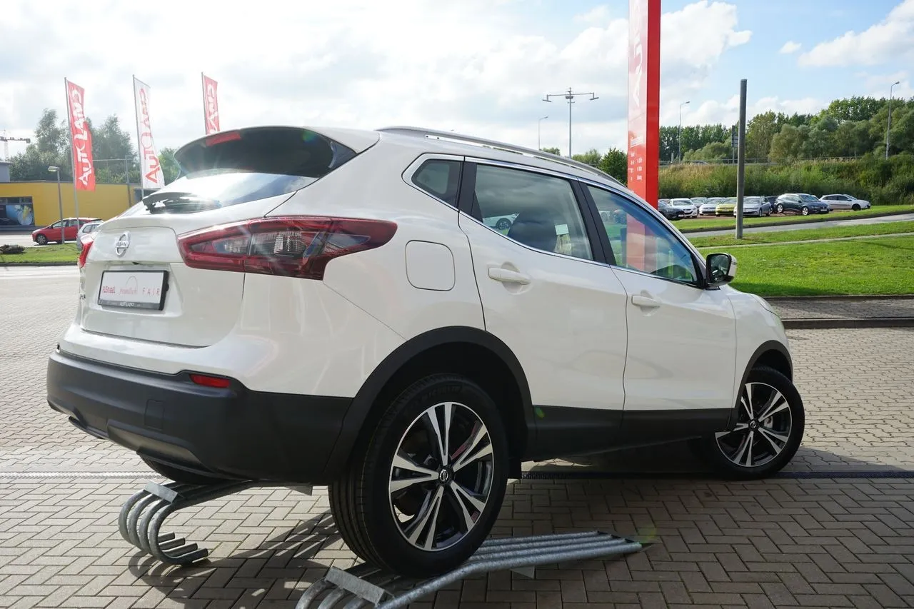 Nissan Qashqai 1.3 DIG-T...  Image 4